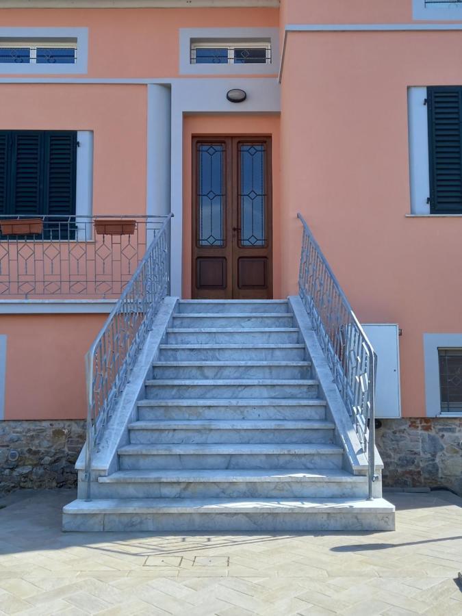 BnB Villa Melany vicino Centro Lucca Esterno foto