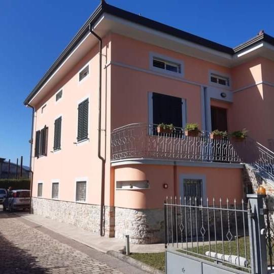 BnB Villa Melany vicino Centro Lucca Esterno foto